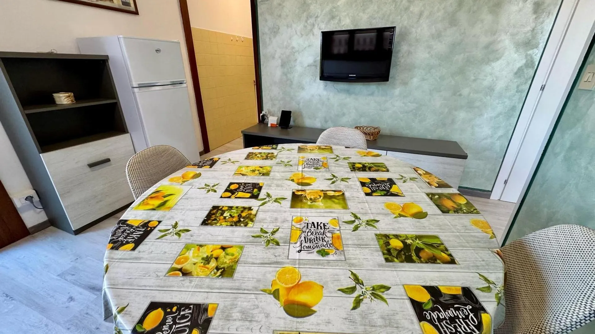 Premium Apartments Peschiera Peschiera del Garda Italy
