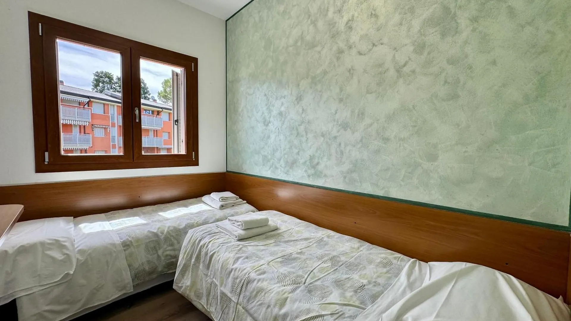 Premium Apartments Peschiera Peschiera del Garda Italy